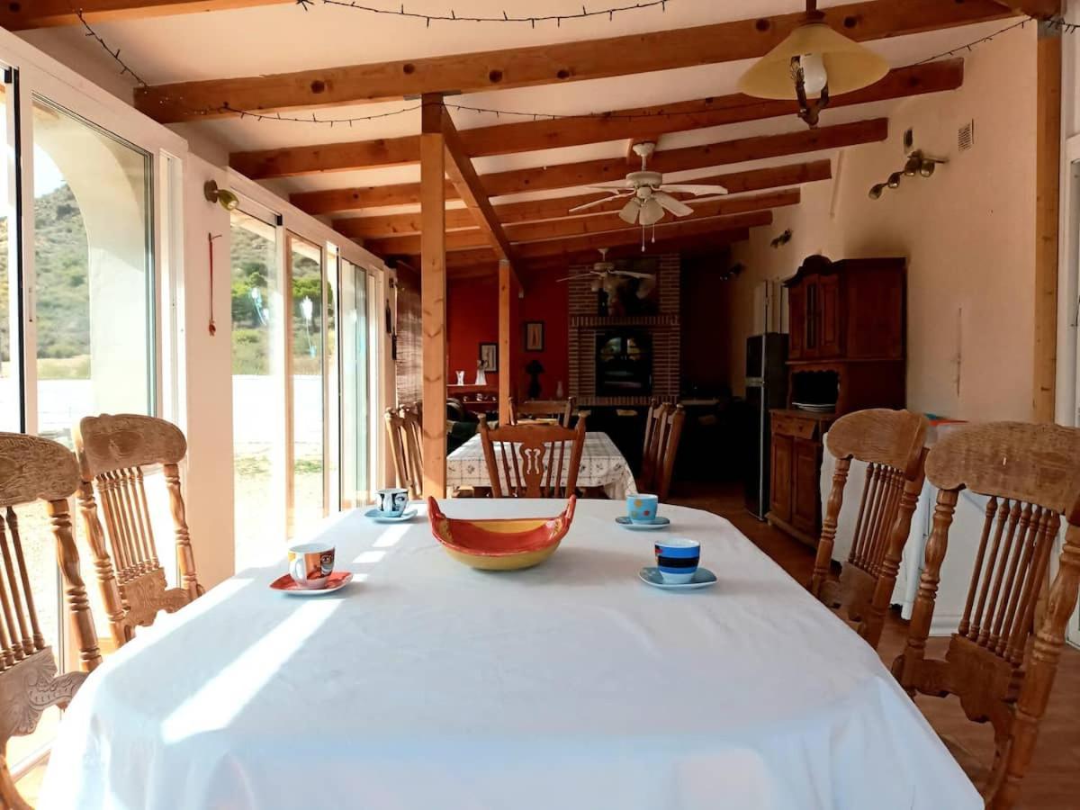 Recovery Mountain Homestay Alicante Exteriör bild