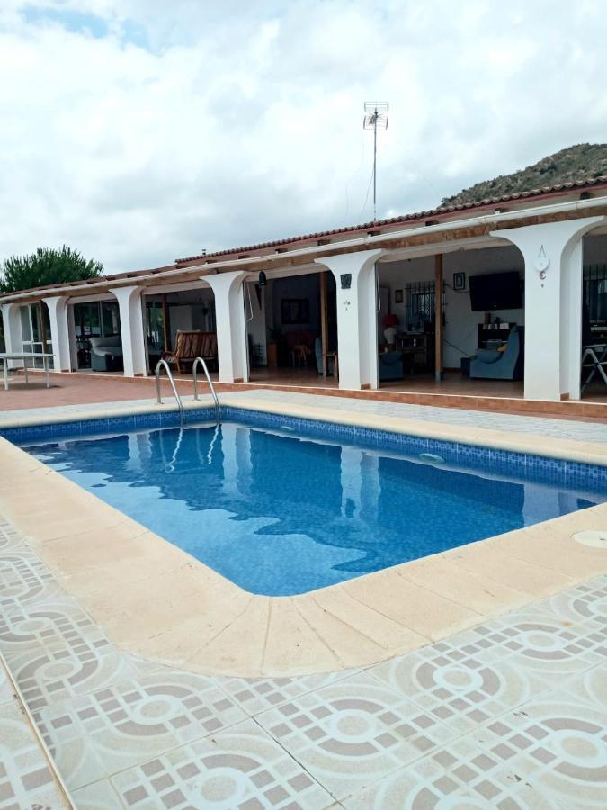 Recovery Mountain Homestay Alicante Exteriör bild