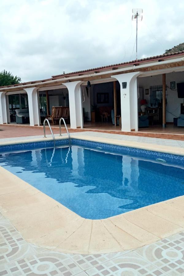 Recovery Mountain Homestay Alicante Exteriör bild