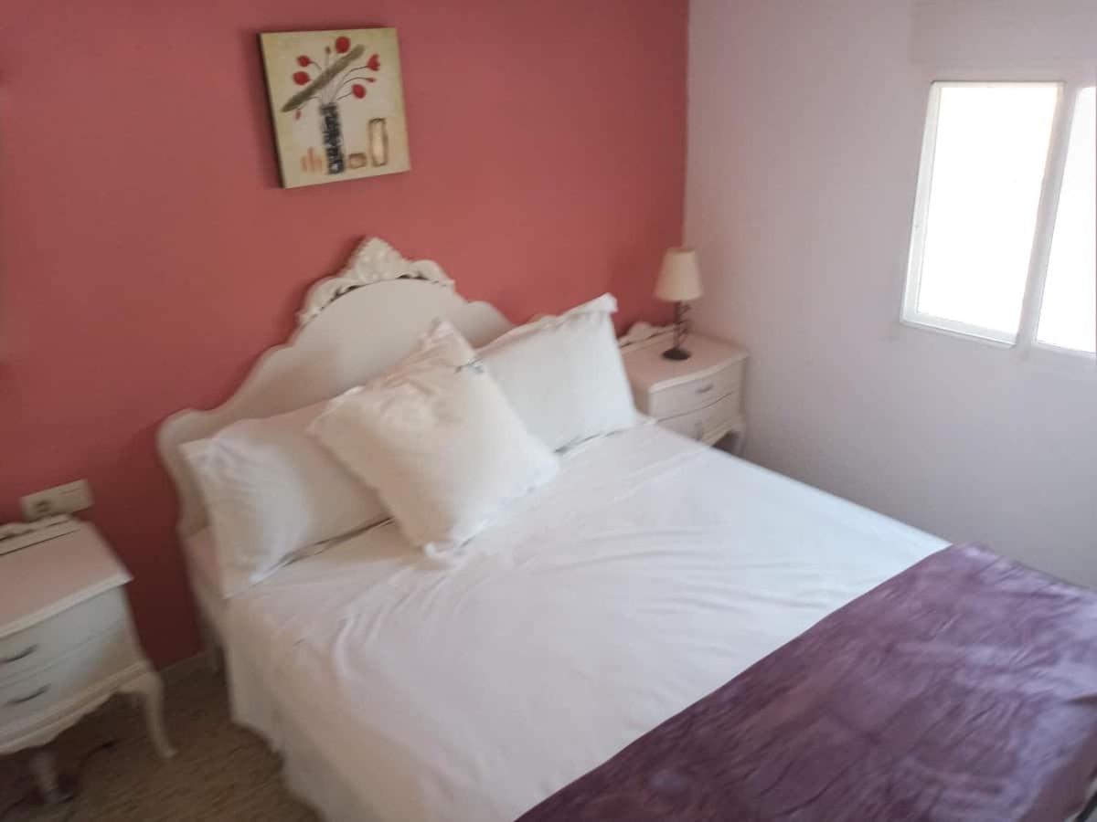 Recovery Mountain Homestay Alicante Exteriör bild