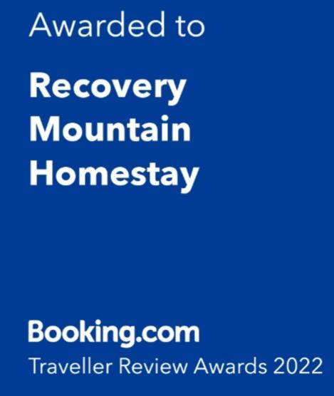 Recovery Mountain Homestay Alicante Exteriör bild
